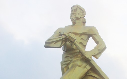 Bảy Thưa một thời hào hùng