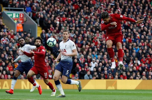 Thắng kịch tính Tottenham, Liverpool đòi lại ngôi đầu