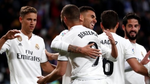 Real 3-2 Huesca: Benzema cứu Zidane ở phút chót