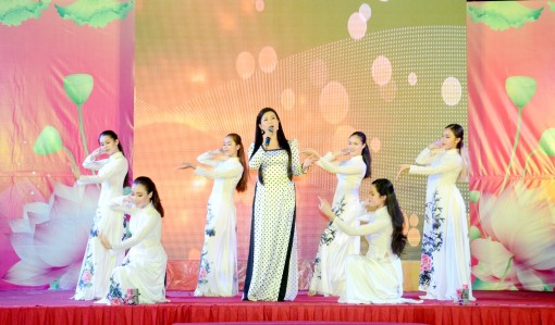 Xây dựng gia đình văn hóa ở An Phú