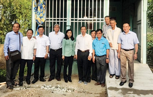 Phát huy vai trò của mặt trận, đoàn thể tham gia xây dựng chính quyền