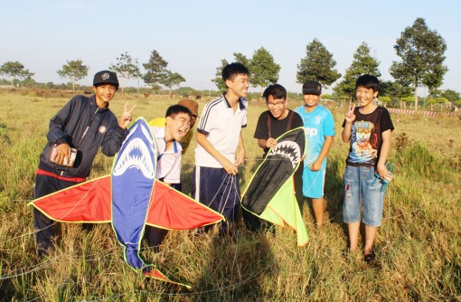 Nhộn nhịp mùa thả diều