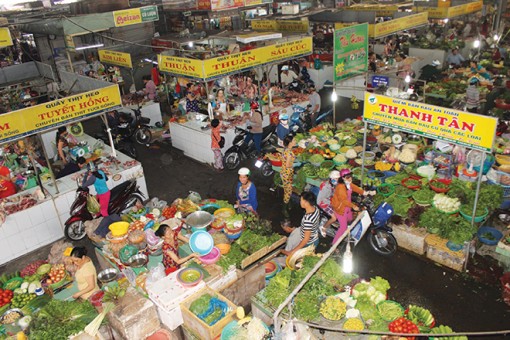 Chuyển đổi mô hình 6 chợ trên địa bàn TP. Long Xuyên