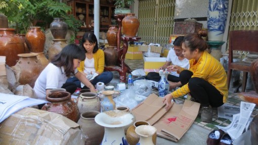 Bảo tàng - Thư viện tỉnh Long An được hiến tặng 555 cổ vật, hiện vật quý