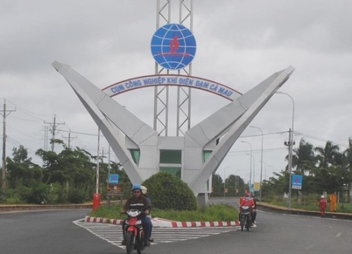 Cà Mau kiến nghị Chính chủ đảm bảo nguồn cung khí cho Cụm Khí-Điện-Đạm