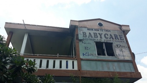 Trường mầm non bốc cháy giữa trưa khiến hàng trăm trẻ hoảng loạn