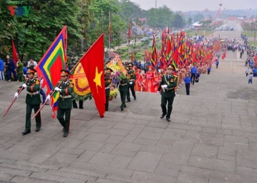 Thời tiết dịp Giỗ Tổ Hùng Vương: miền Bắc mưa dông, miền Nam nắng nóng