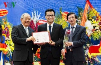 PGS trẻ Việt Nam được bổ nhiệm chức danh Giáo sư Đại học danh tiếng ở Mỹ