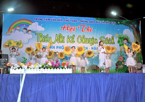 Thiếu nhi TP. Long Xuyên thi kể chuyện “Những trang sách tuổi thơ”