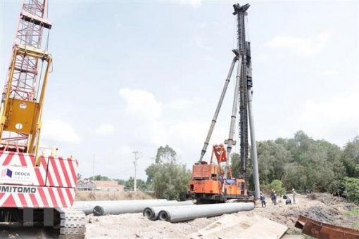 Tháo gỡ khó khăn Dự án cao tốc huyết mạch Trung Lương-Mỹ Thuận