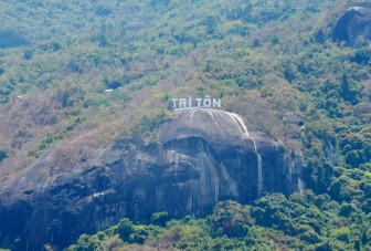 Phấn đấu hoàn thành chữ “TRI TÔN” vào dịp lễ 30-4