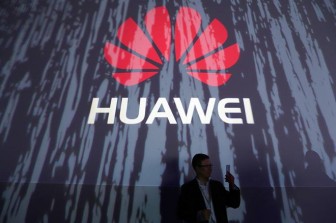 Huawei giới thiệu phần cứng 5G đầu tiên trên thế giới cho xe hơi