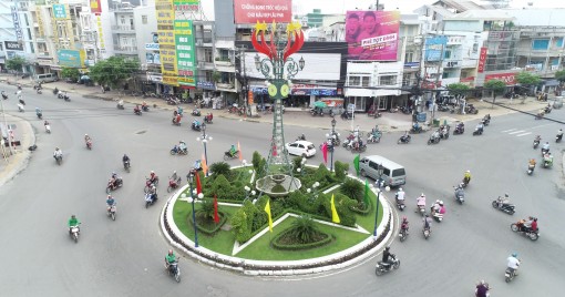 Long Xuyên: Lấy ý kiến nhân dân phương án thiết kế cổng chào thành phố và vòng xoay đèn 4 ngọn