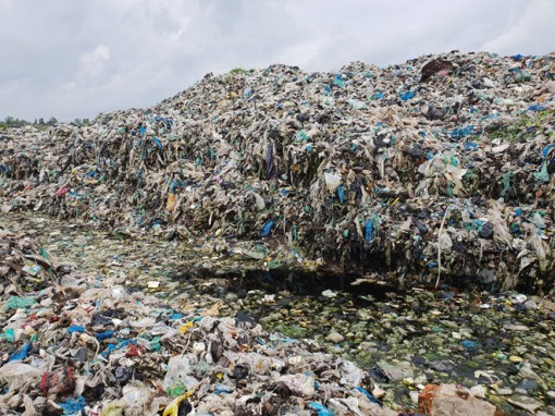 Bất ngờ với thông tin 300 xác thai nhi bỏ theo rác thải trong vòng 7 năm