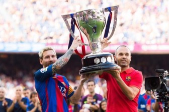 Chiếc Cúp đầu tiên của Barcelona?