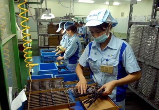4 tháng, thu hút vốn đầu tư trực tiếp nước ngoài đạt kỷ lục