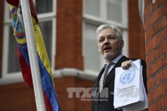 Vụ bắt nhà sáng lập WikiLeaks: Ông Julian Assange bị tuyên án tù giam
