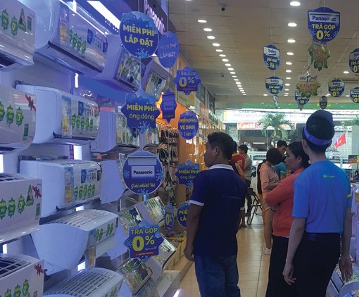 Mua sắm đồ điện lạnh mùa nắng nóng