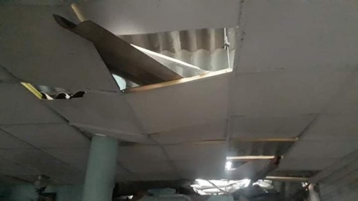 Long An: Nhiều nhà dân ở Bến Lức cũng bị tốc mái do lốc xoáy