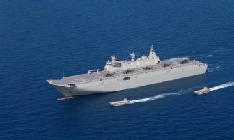 Hai tàu hải quân Hoàng gia Australia thăm thiện chí Việt Nam