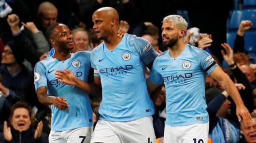 Thắng nhọc Leicester, Man City tiến sát ngôi vương Premier League