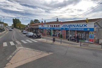 Pháp: Đối tượng có súng bắt cóc 5 người trong một cửa hàng