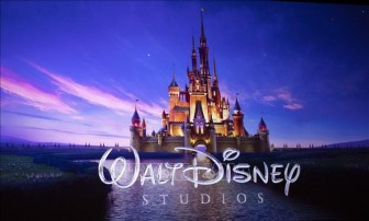 Disney kiếm bộn khi 'chung một nhà' với Century Fox