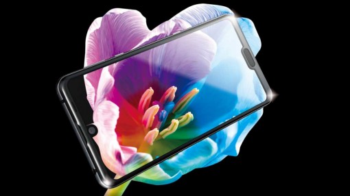 Sharp Aquos R3 có màn hình gồm cả giọt nước và tai thỏ