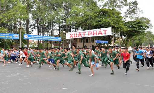 Sôi nổi phong trào thể dục - thể thao trong công nhân, viên chức, lao động