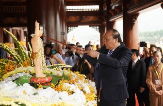Thủ tướng Nguyễn Xuân Phúc dự khai mạc Đại lễ Vesak 2019