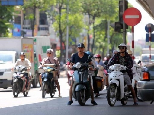 Nền nhiệt ở các tỉnh Bắc Bộ bắt đầu tăng lên, có nơi trên 37 độ C