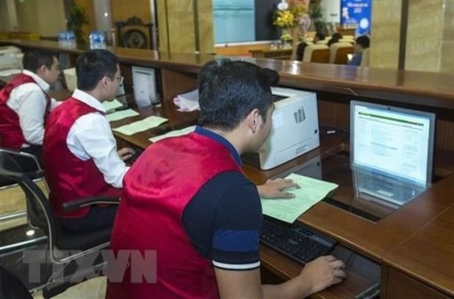 VN-Index tăng gần 6 điểm, giao dịch đạt hơn 4.520 tỷ đồng
