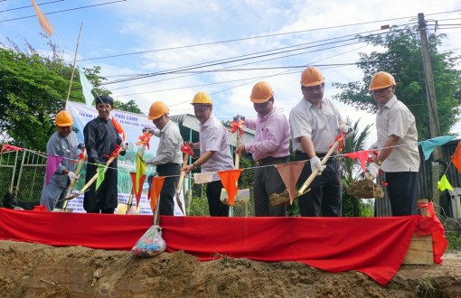 Phú Tân xã hội hóa xây dựng cầu nông thôn
