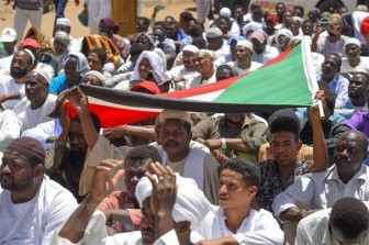 Hội đồng quân sự chuyển tiếp Sudan muốn sớm chuyển giao quyền lực