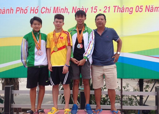 Bơi lội Cần Thơ trên đường trở lại