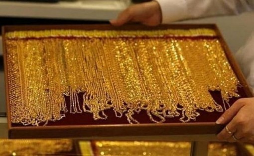 Giá vàng Châu Á giảm xuống mức thấp nhất trong một tuần