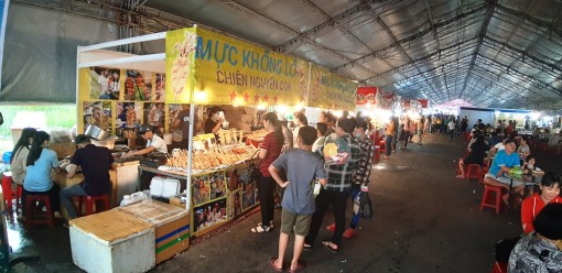 Khai mạc Hội chợ Mua sắm & Ẩm thực hàng Việt Nam - Thái Lan năm 2019