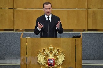 Thủ tướng Medvedev tuyên bố Ukraine có thể khôi phục quan hệ với Nga