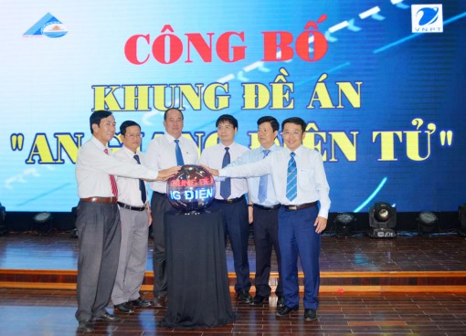 Công bố khung đề án “An Giang điện tử” và sơ kết thỏa thuận hợp tác chiến lược viễn thông-công nghệ thông tin giai đoạn 2016-2020