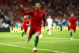 Ronaldo tái xuất hâm nóng Nations League