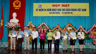 Họp mặt kỷ niệm 94 năm ngày Báo chí cách mạng Việt Nam