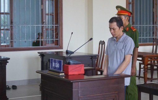 Cần Thơ: Nghiện đánh bạc, tài xế 'nướng' 4 xe ô tô vào đỏ đen