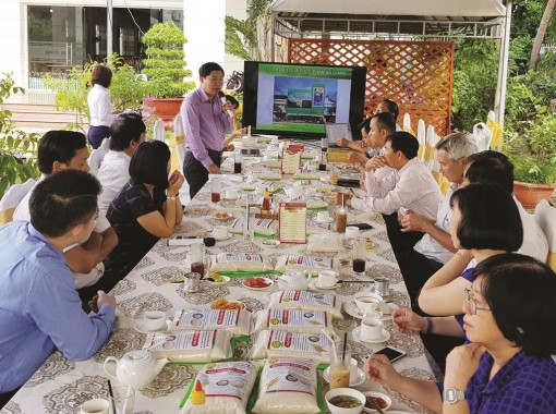 Khuyến khích doanh nghiệp sử dụng sản phẩm của nhau