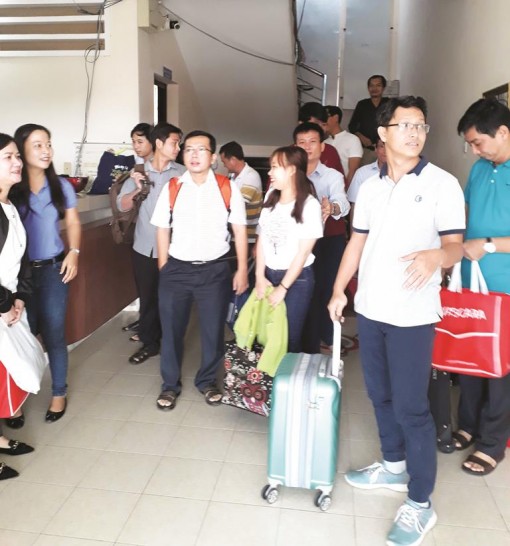 Những cán bộ thầm lặng đóng góp cho kỳ thi THPT quốc gia