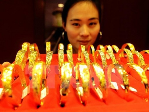 Giá vàng thế giới ghi dấu tháng tăng cao nhất kể từ giữa năm 2016