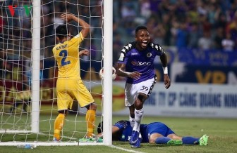 Hoàng Vũ Samson bất ngờ chia tay Hà Nội FC