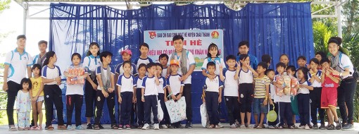 Trang bị kỹ năng bổ ích cho trẻ em