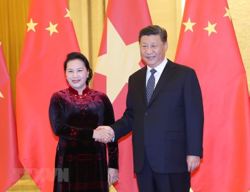 Hình ảnh Chủ tịch Quốc hội hội kiến với các nhà lãnh đạo Trung Quốc