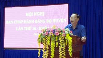 Phú Tân đánh giá kết quả thực hiện nhiệm vụ 6 tháng đầu năm