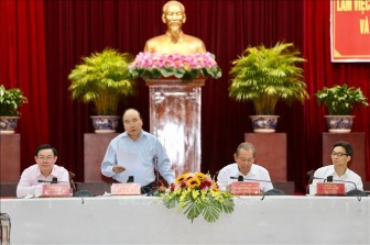 Thủ tướng chủ trì họp Tiểu ban KT-XH với vùng Đồng bằng sông Cửu Long